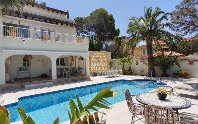 An exclusive property, offering privacy and surrounded by nature